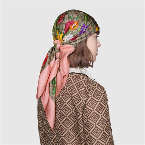 flora scarf of Gucci